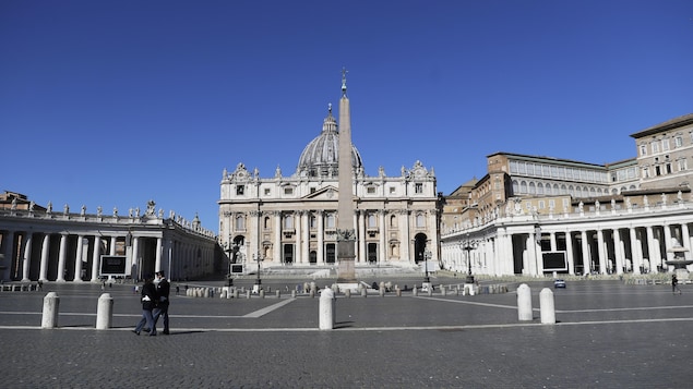 The Vatican accuses 10 people, including the cardinal, in a financial lawsuit