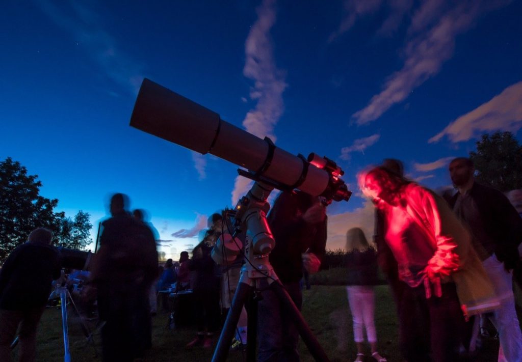 Nuits des étoiles 2021: Where and how do you see meteor showers this weekend?
