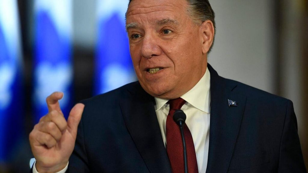 “Employers have the right to require their employees to be vaccinated,” says François Legault.