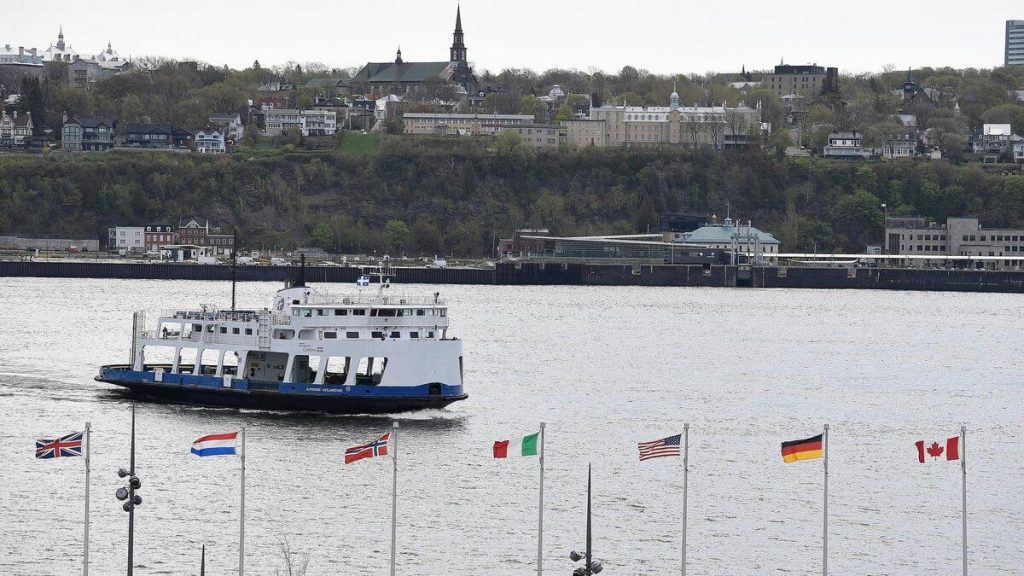 Four days of strike for workers on three ferries