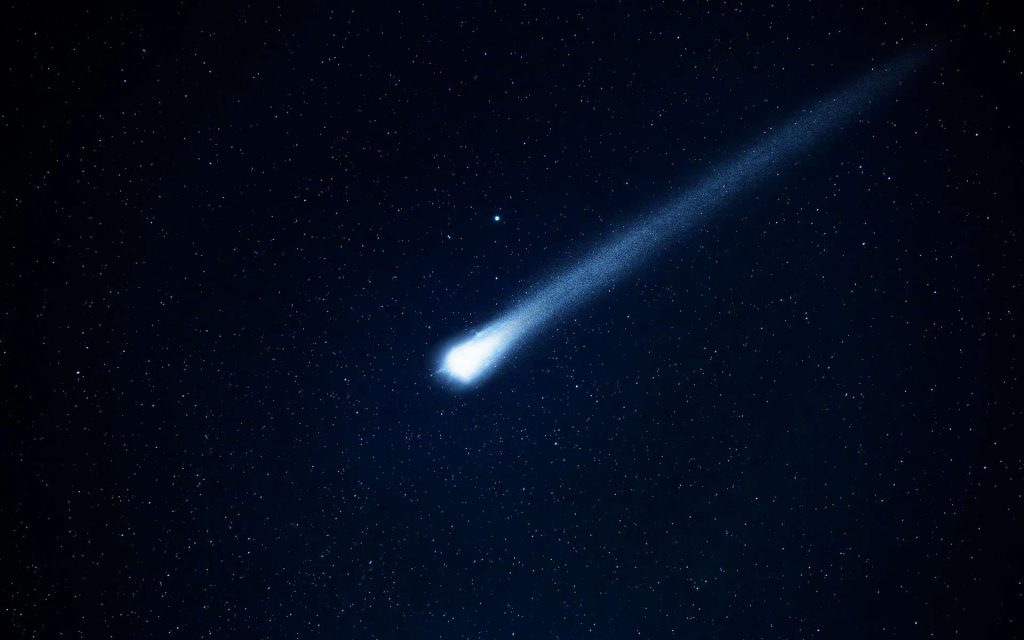 In pictures, the amazing burst of activity of one of the strangest comets in the solar system
