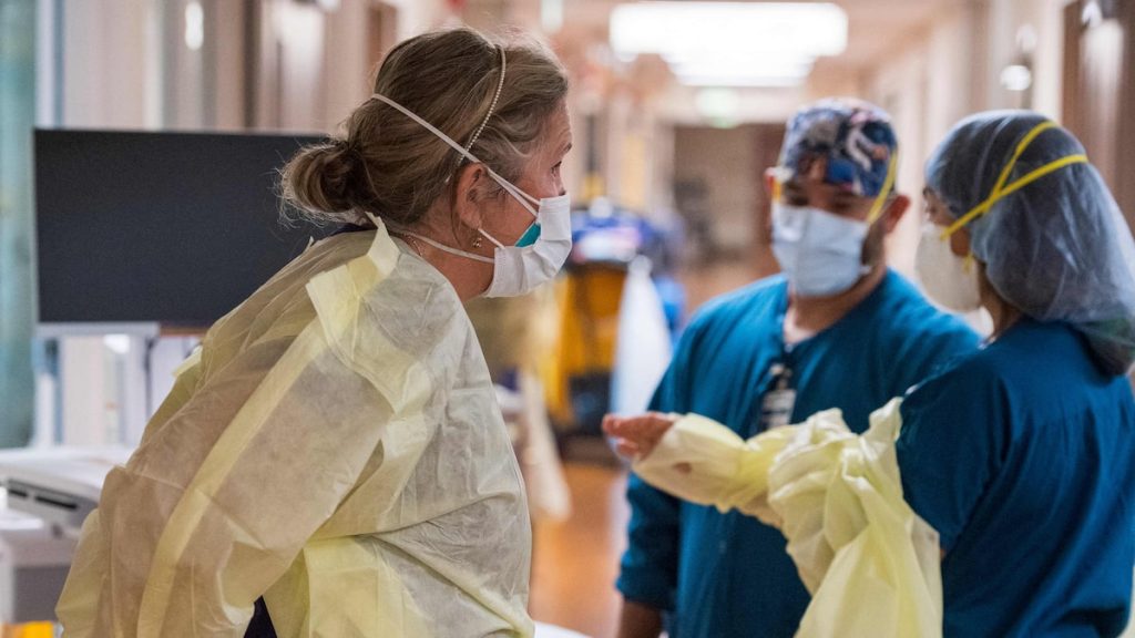 Pandemic and burnout: why nurses choose to stay