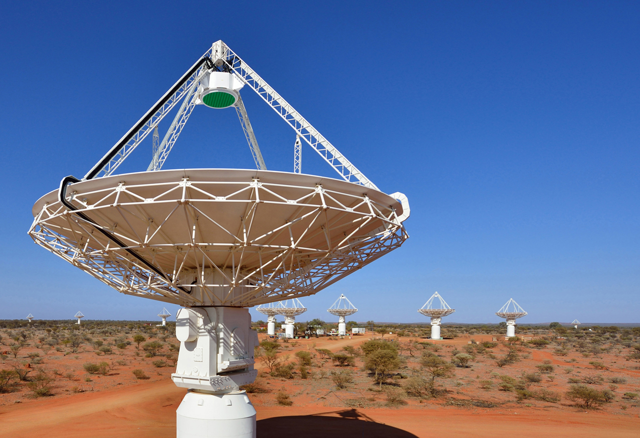 CSIRO ScienceImage 2161 Close-up of the Radio Astronomy Telescope