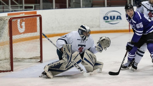 The University of Toronto goalkeeper signs a one-day deal with the Maple Leafs