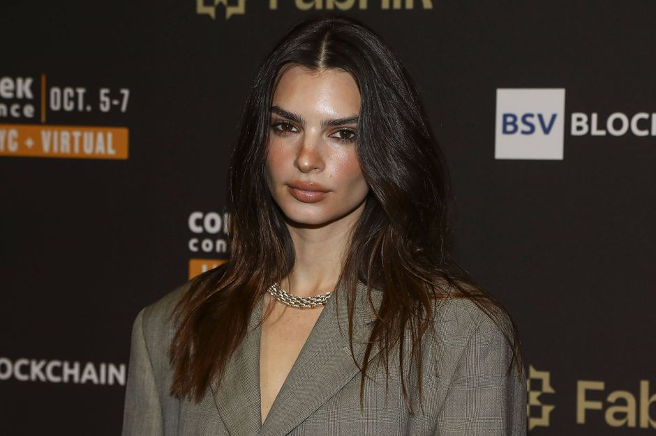 Why is Emily Ratajkowski accusing Robin Thicke after years of silence