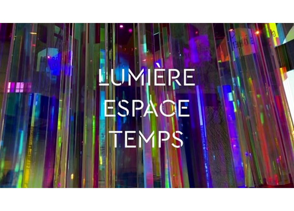 Avignon: exhibition of light, space and time