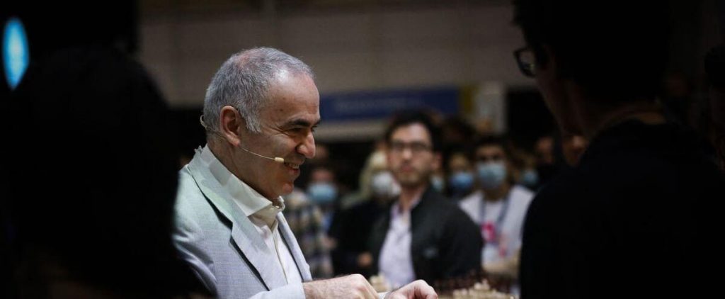 Garry Kasparov, Failings to Defend Freedom in the Face of Digital Drifters