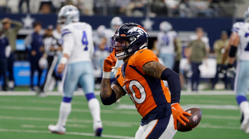 NFL: Cowboys attack silenced by Broncos