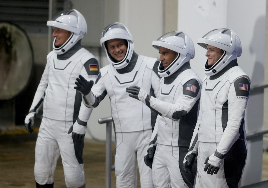 NASA: Towards a shortage of astronauts?