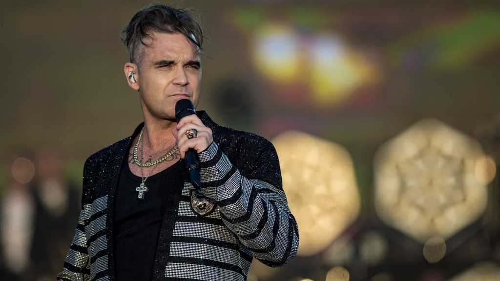 Singer Robbie Williams reveals he was the target of a hitman