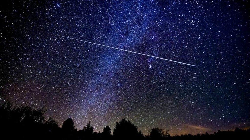 A meteor shower appears in the sky until next Tuesday!  |  News