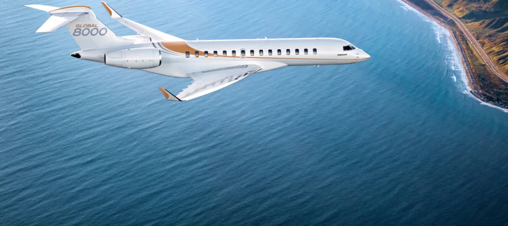 [EN IMAGES] Bombardier unveils 8000 Global, the fastest civilian aircraft since Concorde