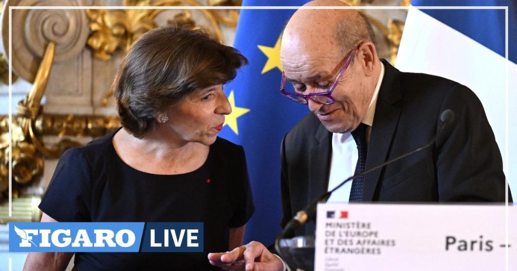 Le Drian uses his handwritten speech to settle accounts with the Australian Prime Minister