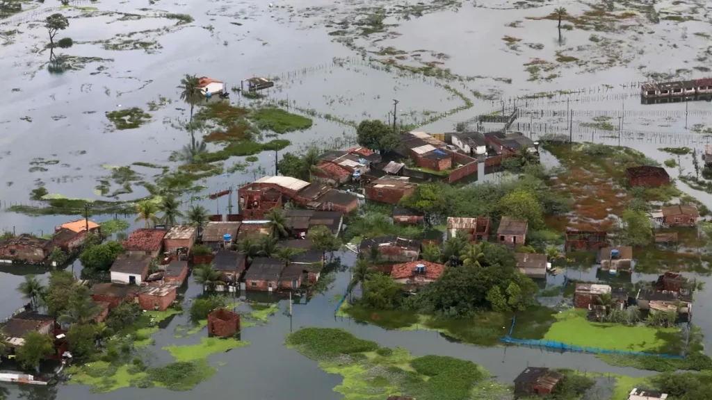 Mudslide in Brazil: 'I don't sleep anymore, I don't eat anymore', says one survivor