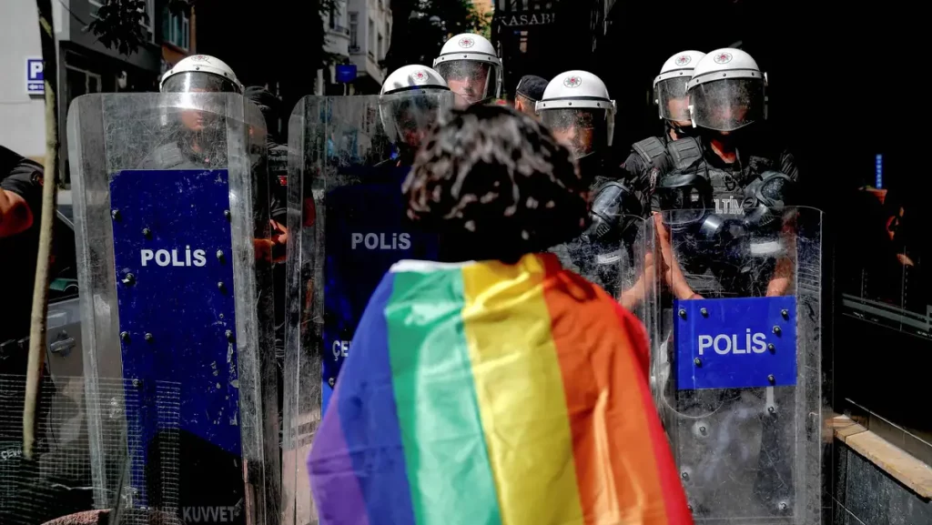 More than 200 arrested during the Pride March in Istanbul