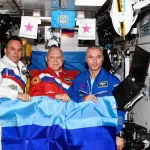 Russia spreads the flags of the separatist regions of Ukraine in space