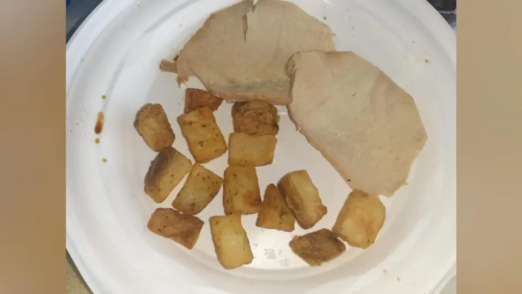Bad Meals: Hunger Strike at CHSLD Leclerc in Granby