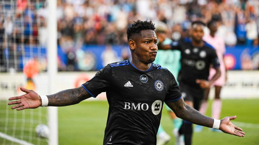 MLS: Montreal settles into a tie.  Rommel Quioto's Selection