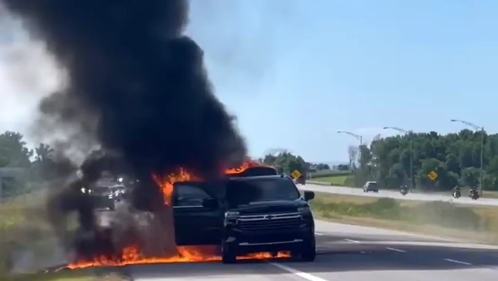 Pictures |  The Offspring's SUV caught fire on Highway 20