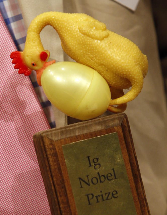 The statuette of the LG Nobel Prize, October 2007.