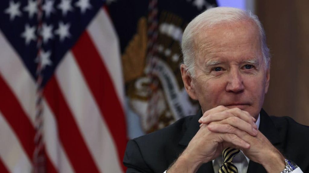 Biden accuses Republicans of wanting to cut off US financial aid to Ukraine