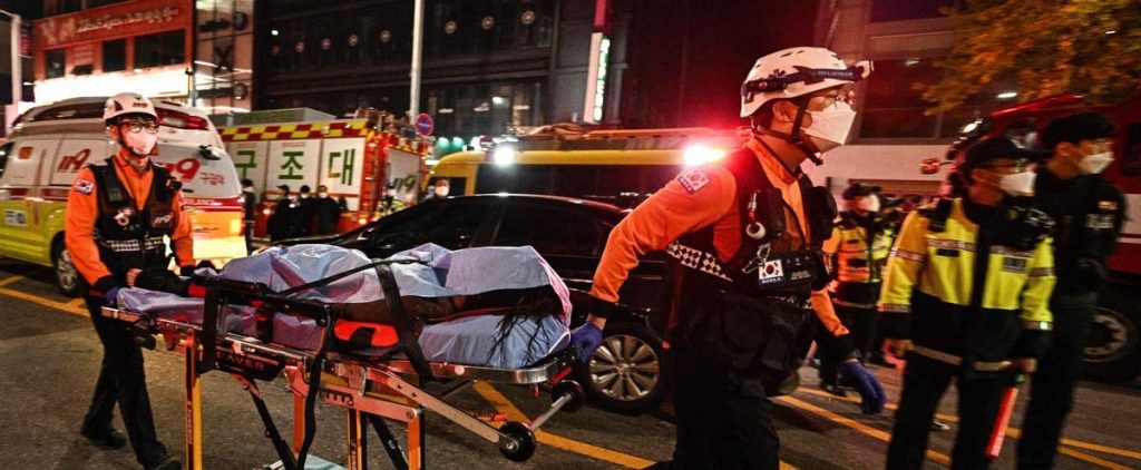 [EN IMAGES] Halloween celebrations: 146 killed, 150 injured in Seoul