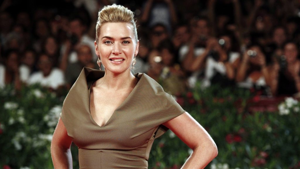 Kate Winslet, who has been criticized for her curves, gives a liberating speech about self-acceptance and one's own weight: 'Be happy'