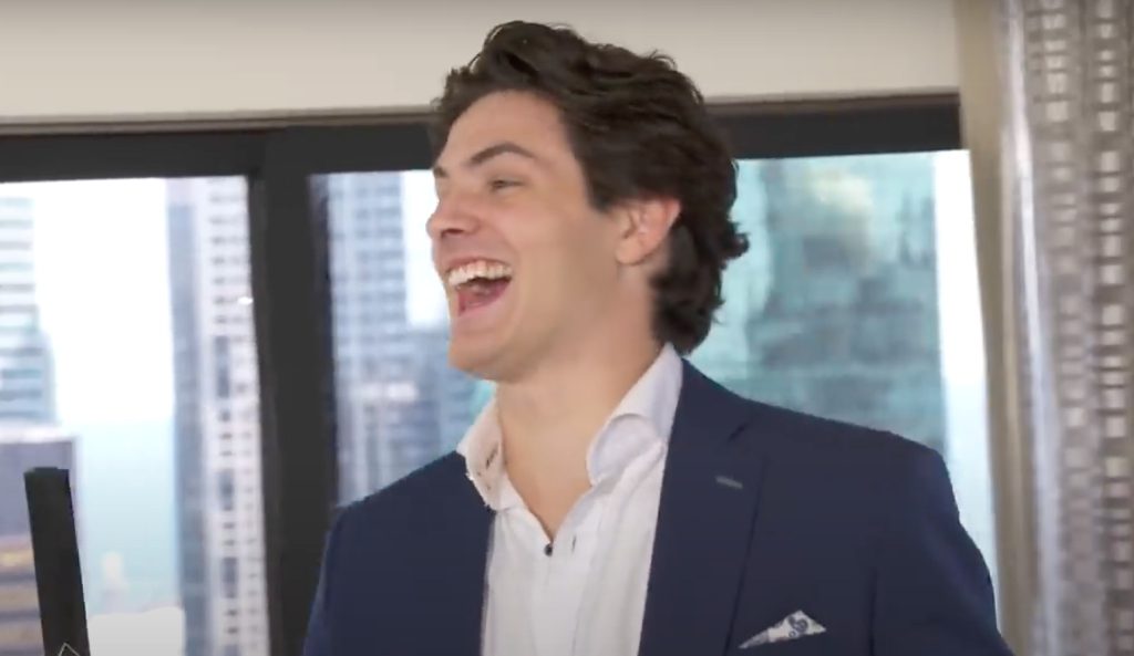 Matthew Barzal signed an eight-year contract with the islanders