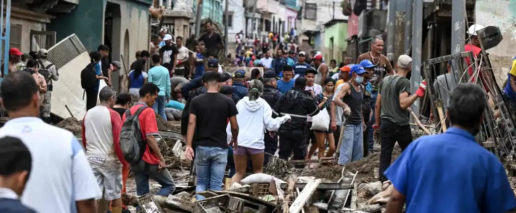 Pictures |  Venezuela: 22 dead, more than 50 missing in landslide