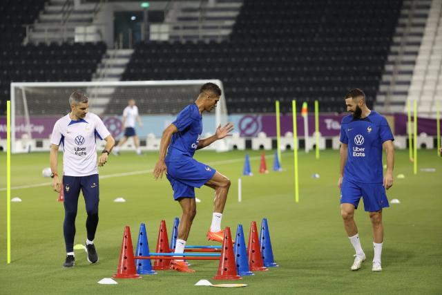 Within 48 hours, it will be known if Raphael Varane will start against Australia