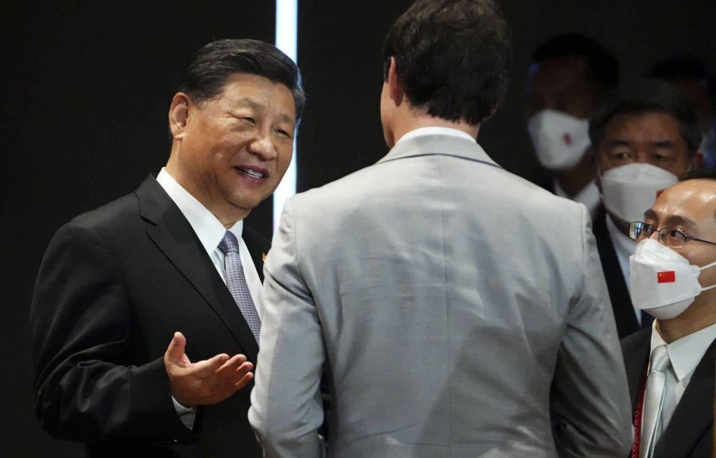 Xi Jinping ignores Justin Trudeau