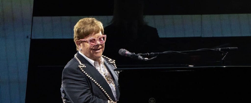 Elton John's turn to quit Twitter